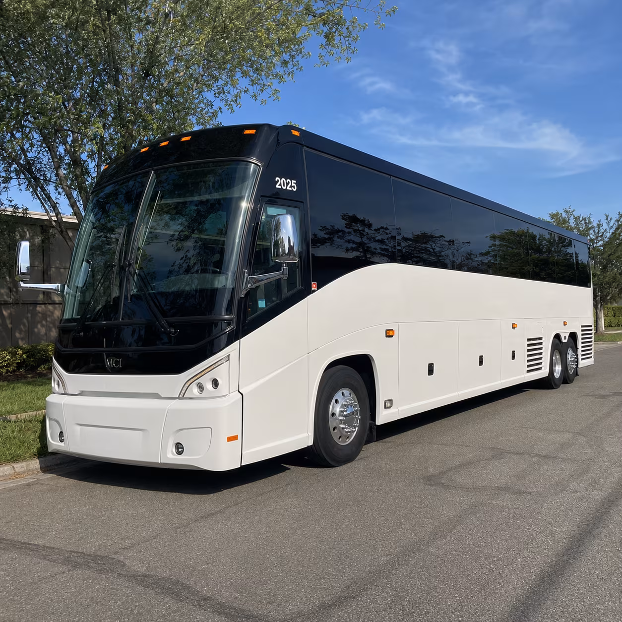 beavertoncharterbuscompany com makes finding a bus to seattle eugene and bend easy